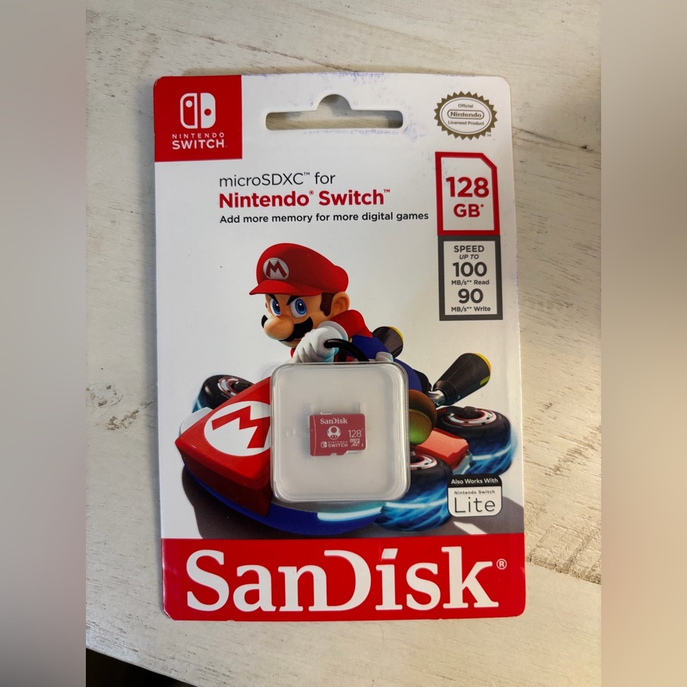 Andis Red Nintendo Switch MicroSDXC Card 128GB